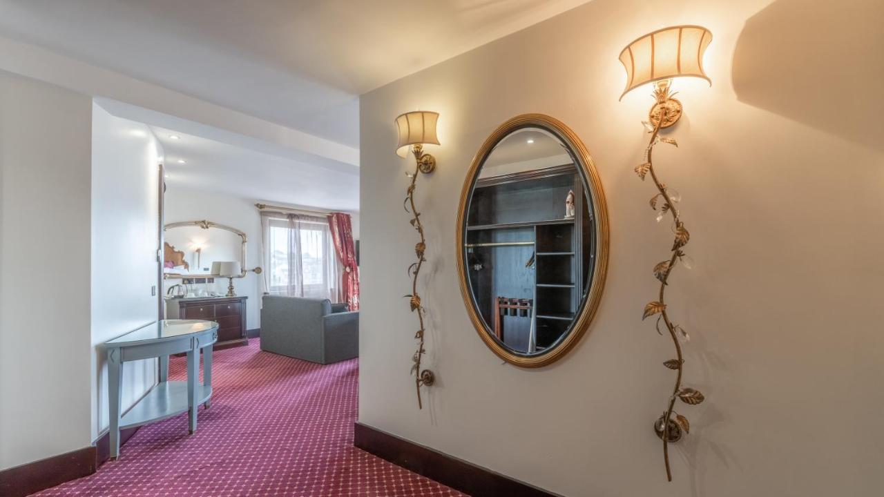 Marine Court Hotel Bangor  Exteriér fotografie